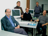 [lanovi kompanijskoga tima za PC Support (s lijeva na desno) Rajko Bako (voditelj tima), Zoran Havrle, Davorin Mandi, Zdravko Ban i Zlatko Peice]