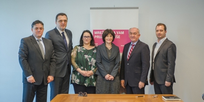 Timovi Crnogorskog Telekoma i Ericssona Nikole Tesle prigodom potpisivanja sporazuma