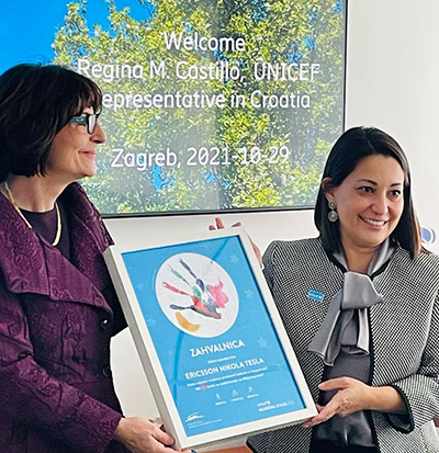 Predstojnica Ureda UNICEF-a za Hrvatsku je predsjednici kompanije uručila zahvalnicu